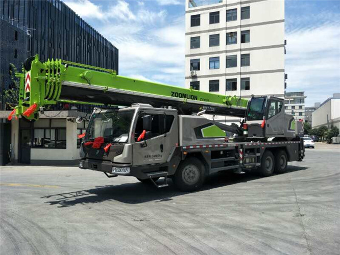 永州市随车吊师傅告诉你租赁随车吊车如何区分吨位